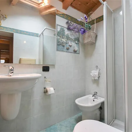 Semesterbostad By Interhome Dubino